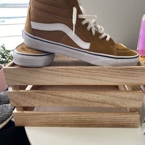 Men’s Van’s Size 9.5 Gently Worn